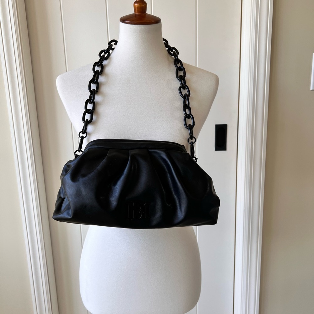 Badgley Mischka vegan leather wrapped frame cloth with thick chain-link‎ stra